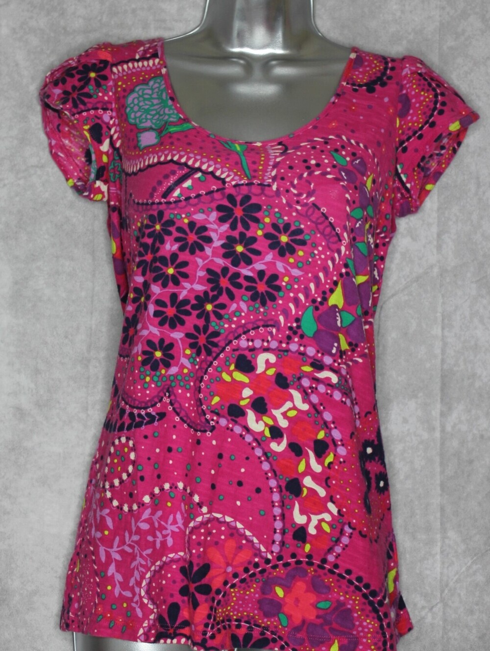 Lilly Pulitzer Paisley Scoop-Neck Short Sleeve Top 100% Cotton Size Small